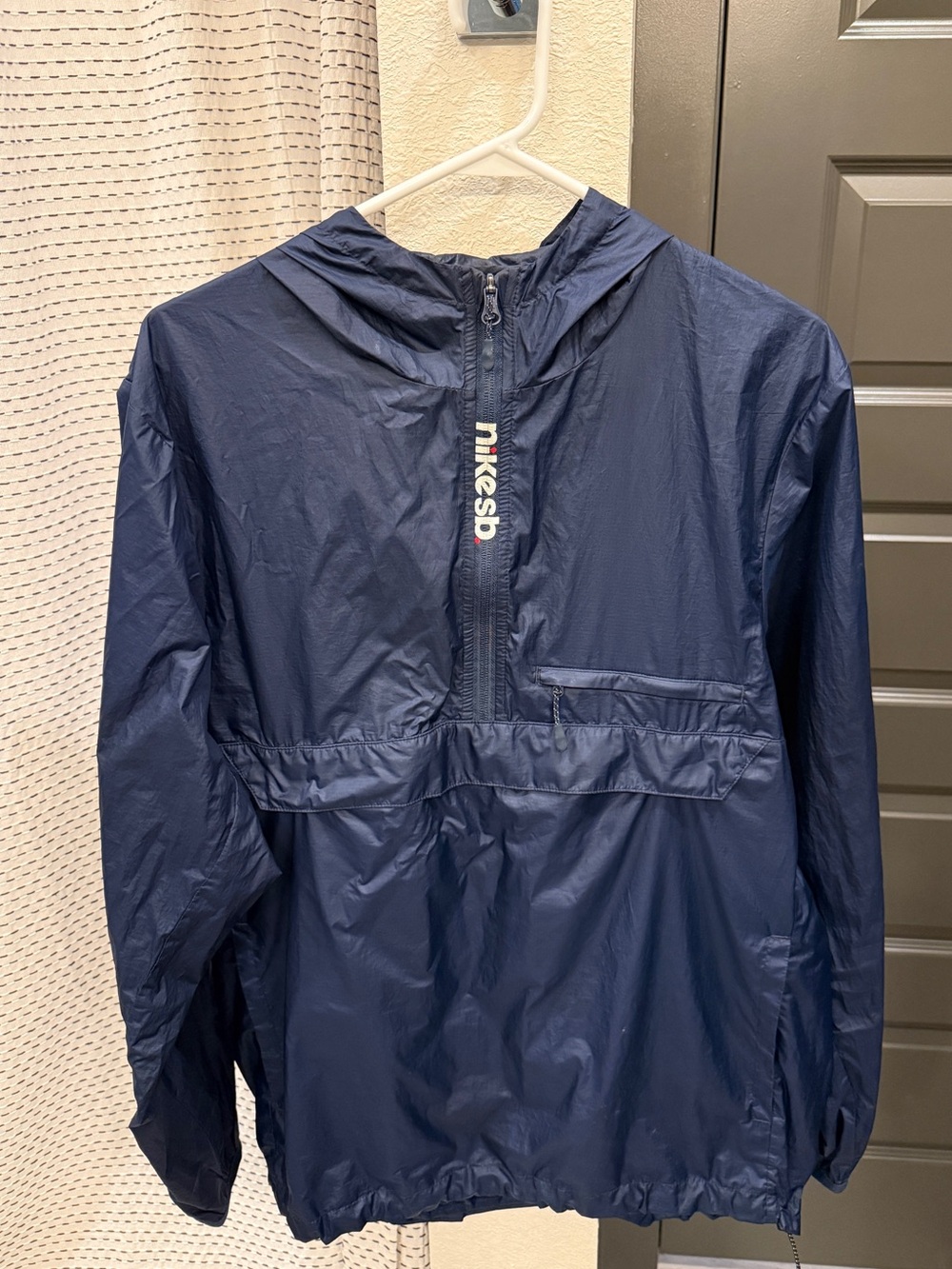 NikeSB Anorak Windbreaker